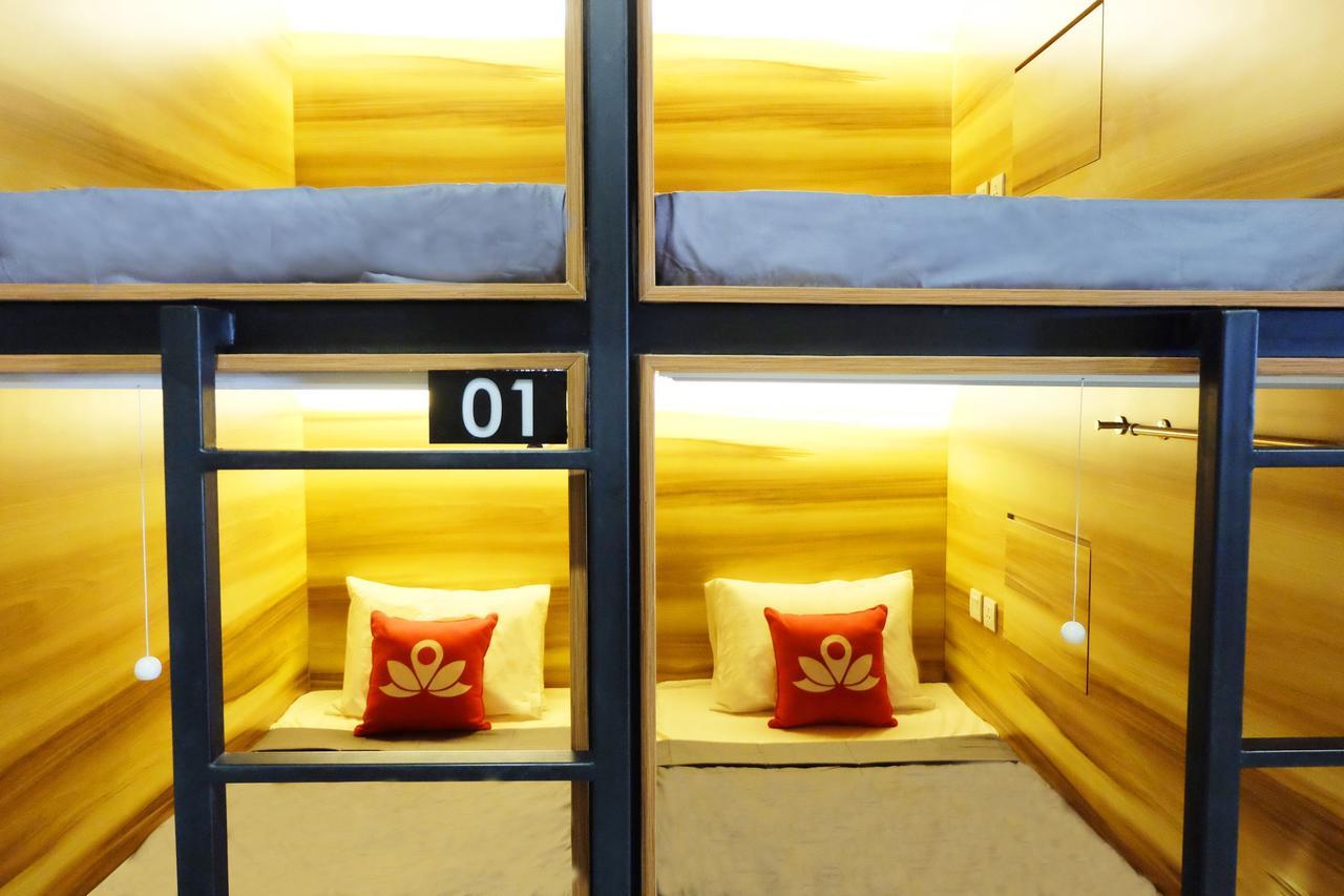 Zen Hostel Gubeng Station Surabaya Buitenkant foto